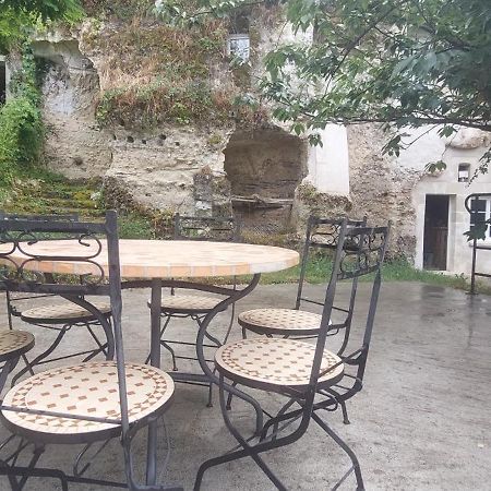 Troglo Entre Caves Et Chateaux Montlouis-sur-Loire Kültér fotó