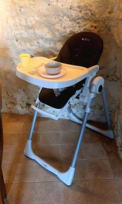 Troglo Entre Caves Et Chateaux Montlouis-sur-Loire Kültér fotó