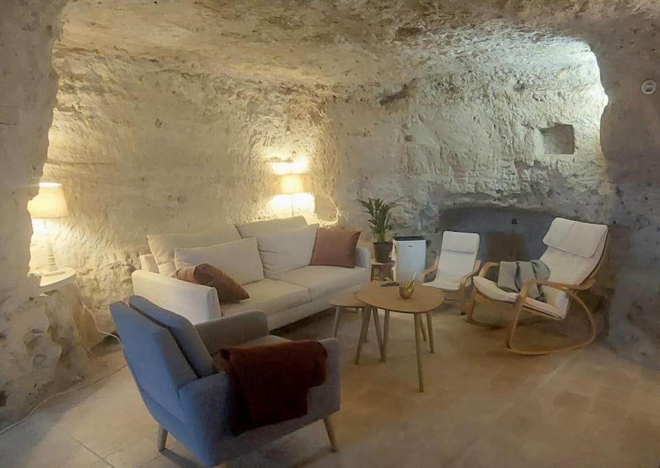 Troglo Entre Caves Et Chateaux Montlouis-sur-Loire Kültér fotó