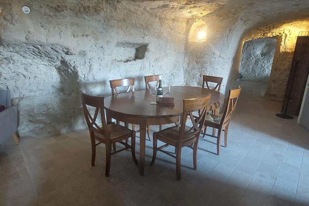 Troglo Entre Caves Et Chateaux Montlouis-sur-Loire Kültér fotó